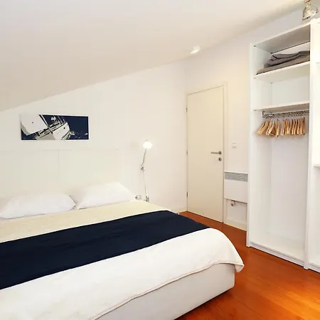 Belvedere 4 * Murter